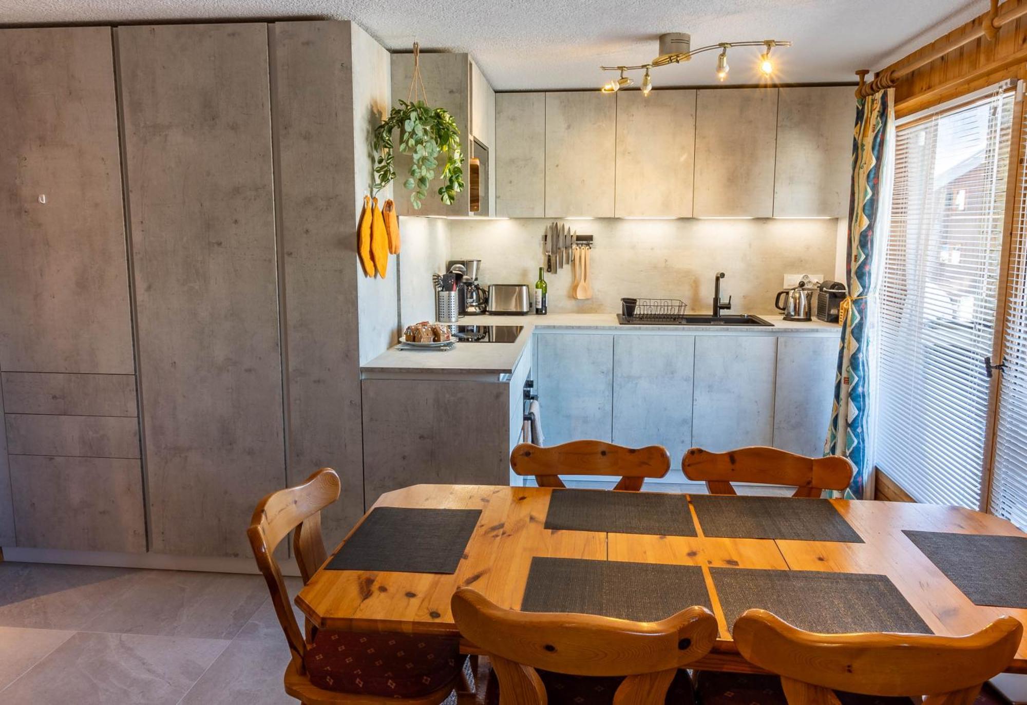 Samoens Apartment 2 Bedroom 50M2 Modern And Well Equipt المظهر الخارجي الصورة