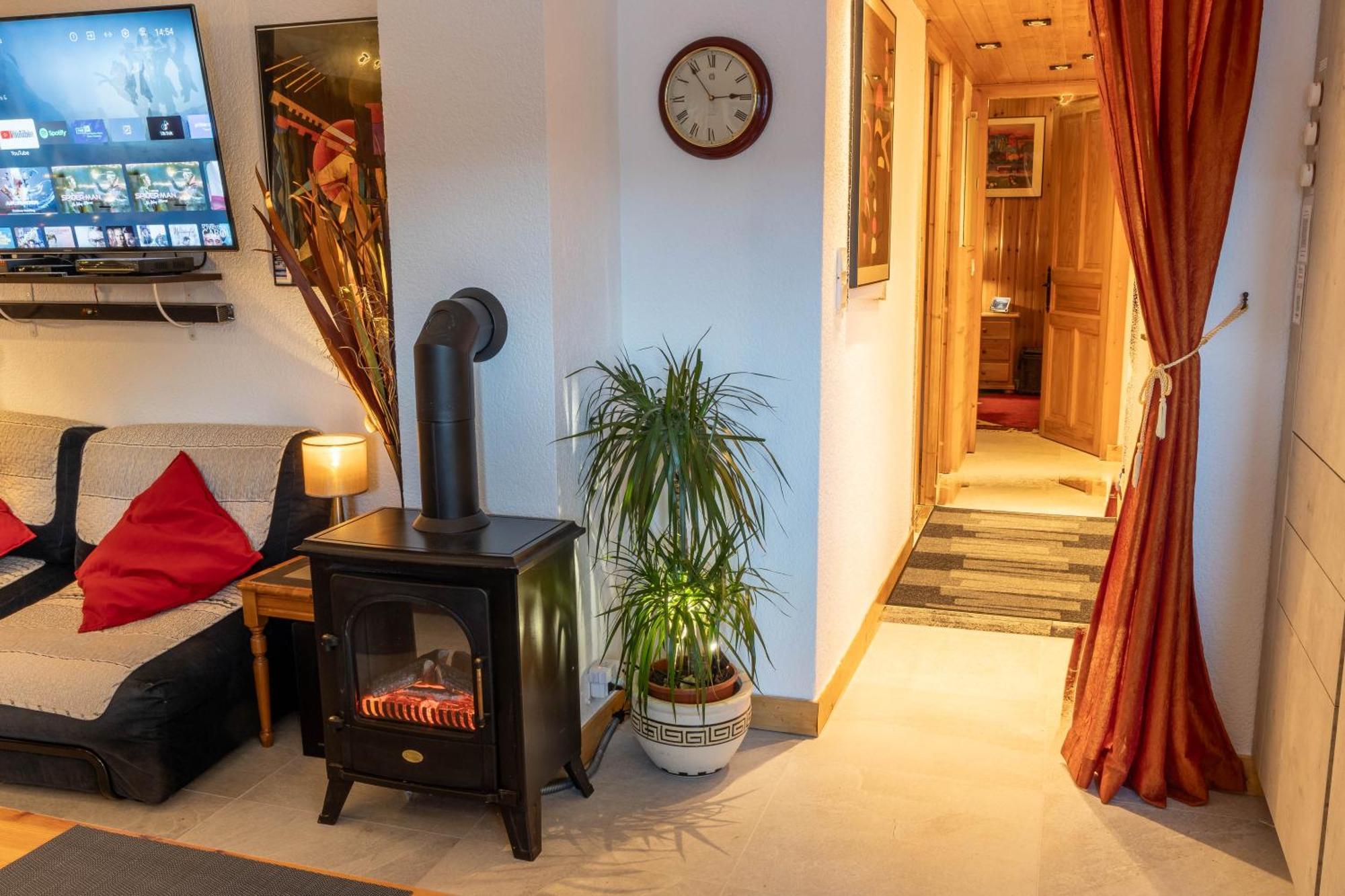 Samoens Apartment 2 Bedroom 50M2 Modern And Well Equipt المظهر الخارجي الصورة