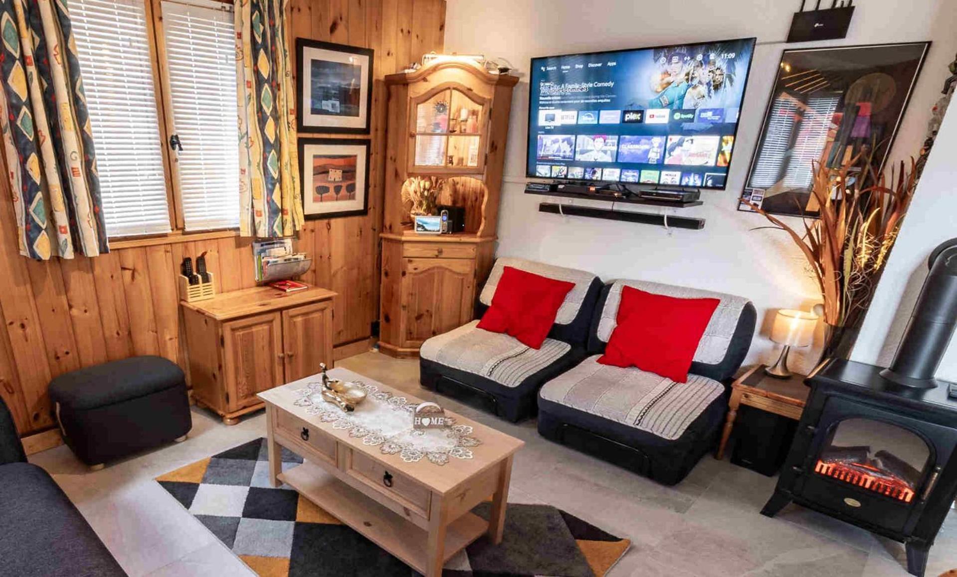 Samoens Apartment 2 Bedroom 50M2 Modern And Well Equipt المظهر الخارجي الصورة