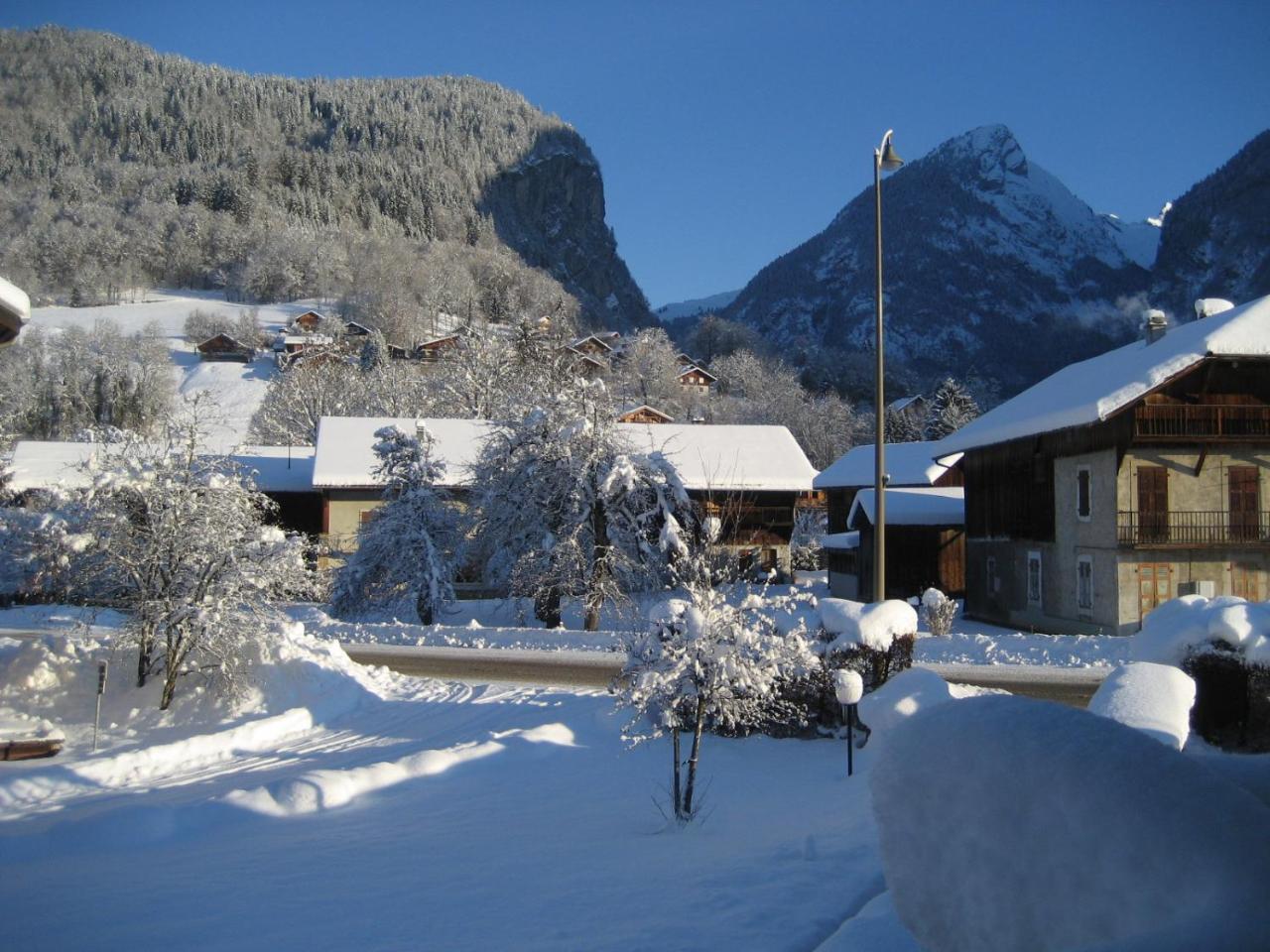 Samoens Apartment 2 Bedroom 50M2 Modern And Well Equipt المظهر الخارجي الصورة