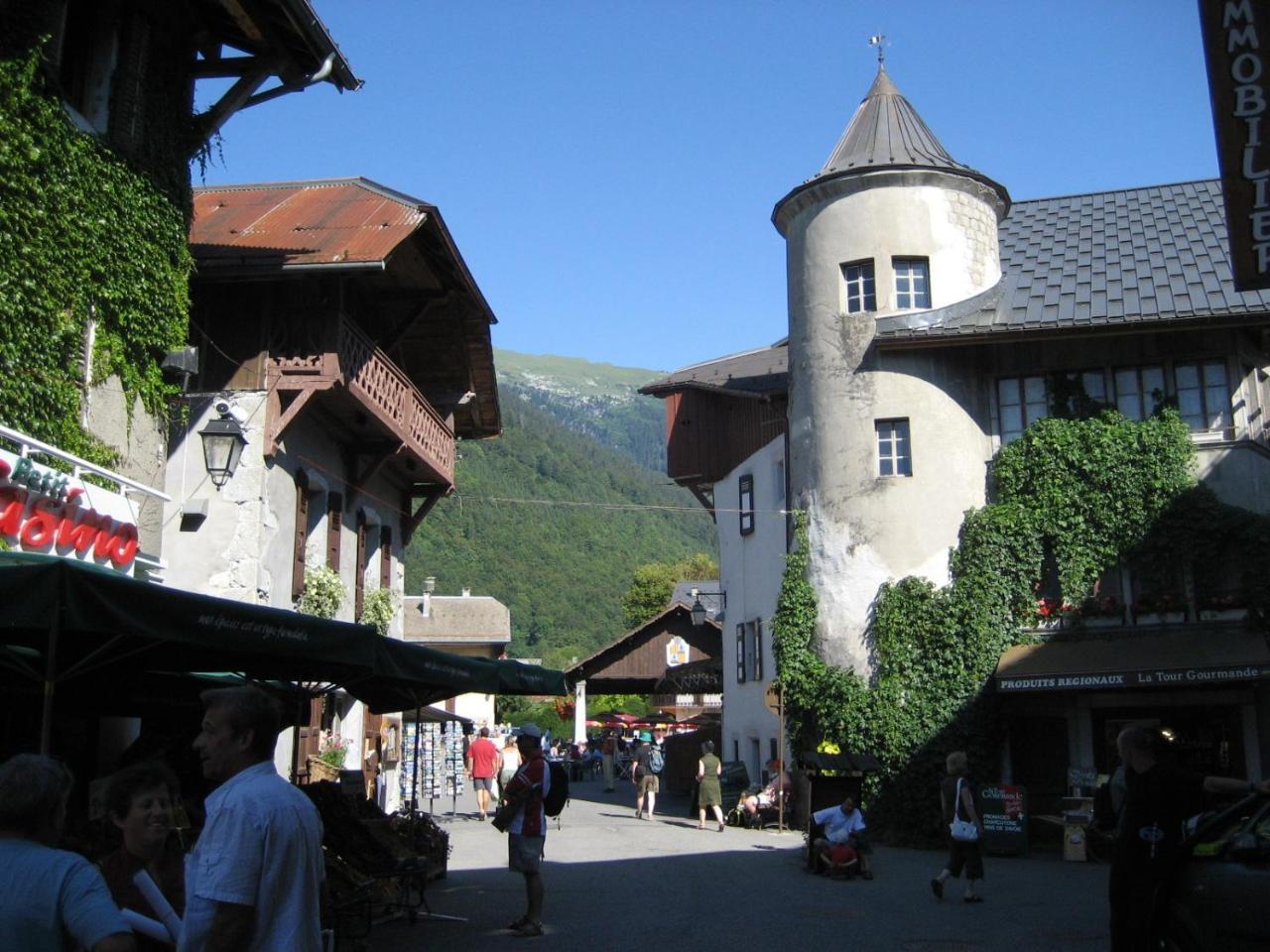 Samoens Apartment 2 Bedroom 50M2 Modern And Well Equipt المظهر الخارجي الصورة